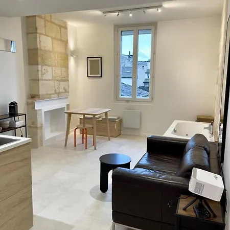 Appartement Ultra Centre - Jacuzzi&vidéoprojecteur *