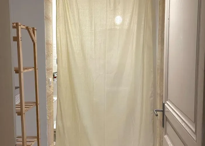 Апартаменты Ultra Centre - Jacuzzi & Videoprojecteur